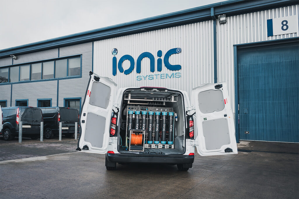 ionic system, pure water, filtration, blue filters, window cleaning